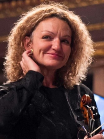 Violinist Janna Gandelman